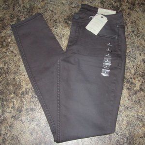 Women's Super-Skinny Gray Jeans from Maurices Size 2 NWT.